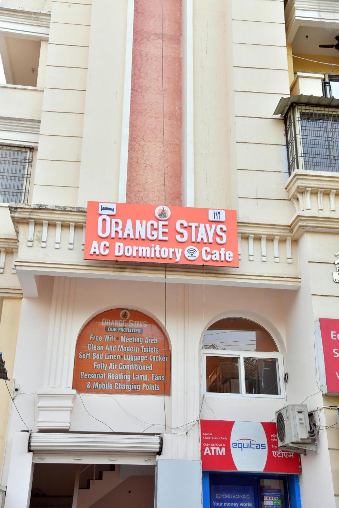 Orange Stays Varanasi Exteriör bild